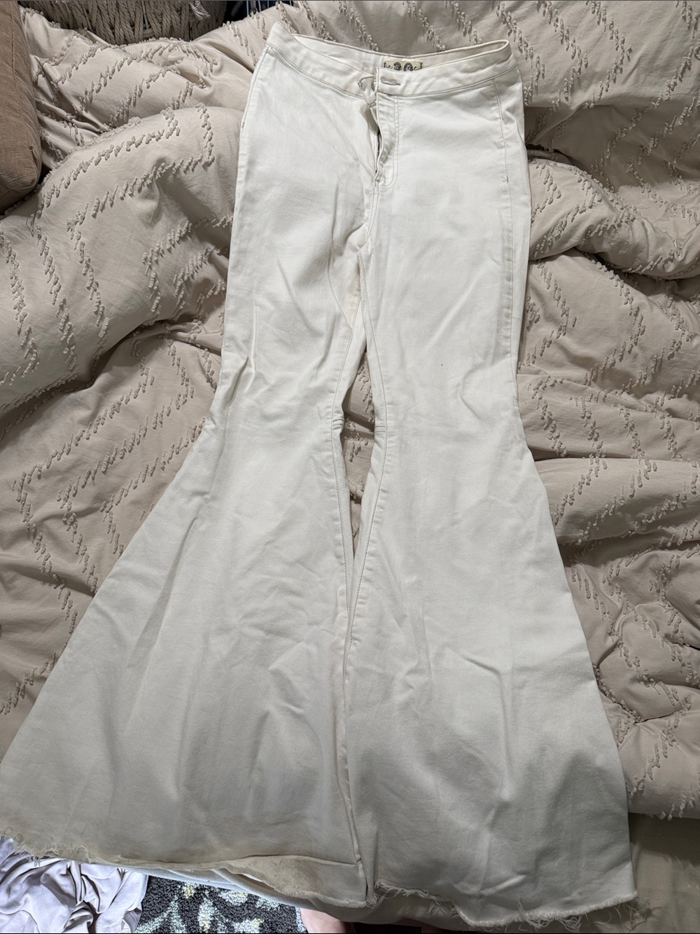 We The Free White Flare Jeans - High Waist Wide Leg